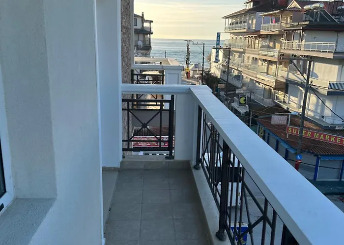 Effie Apartman Paralía