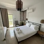 Effie Apartamento Paralía