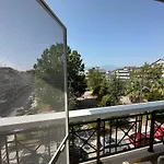 Effie Apartamento Paralía
